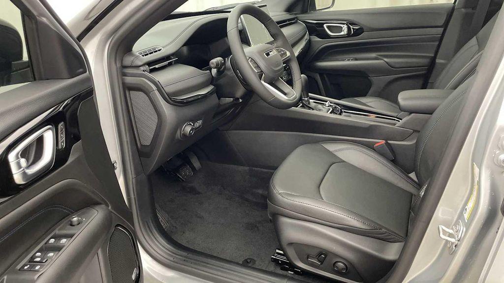 new 2025 Jeep Compass car, priced at $34,750