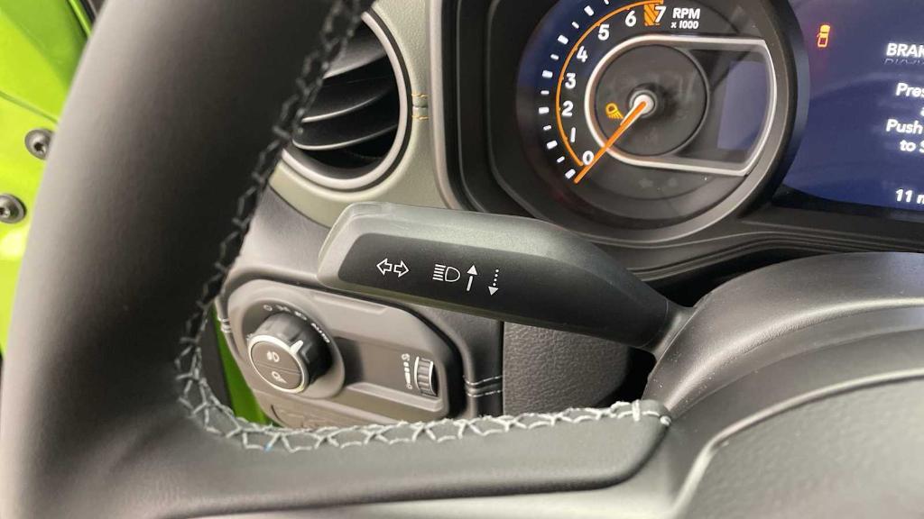 new 2025 Jeep Gladiator car, priced at $53,771