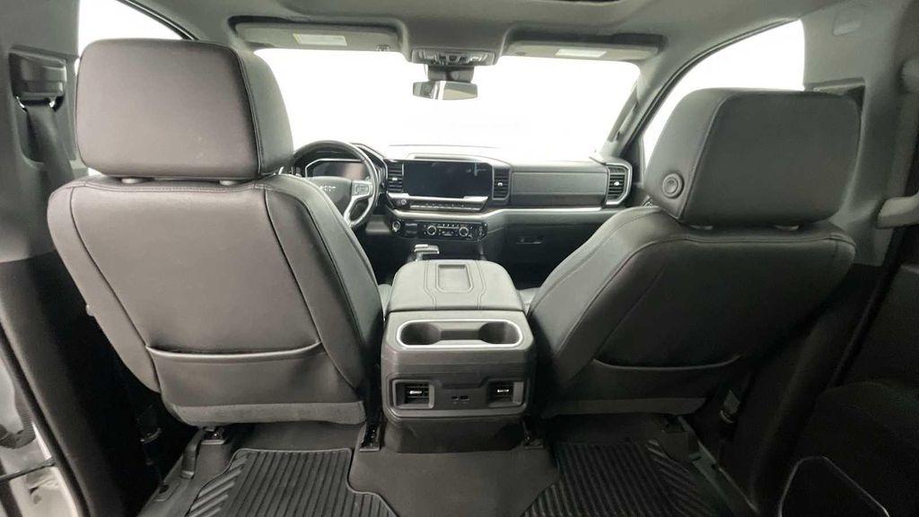 used 2022 Chevrolet Silverado 1500 car, priced at $42,992