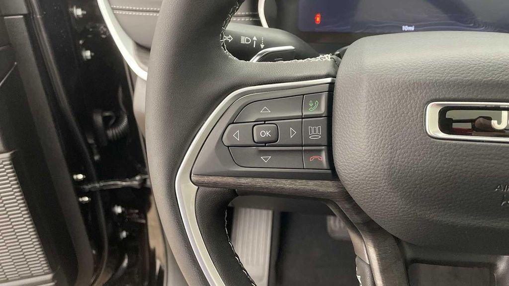 new 2025 Jeep Grand Cherokee L car, priced at $53,397