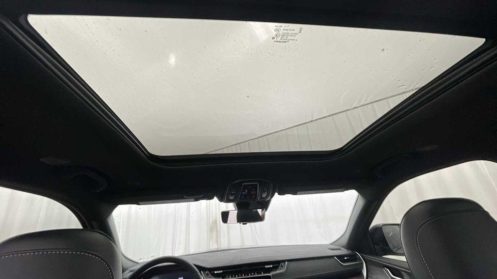 new 2025 Jeep Grand Cherokee L car, priced at $53,397