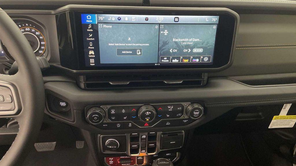 new 2025 Jeep Gladiator car, priced at $53,235