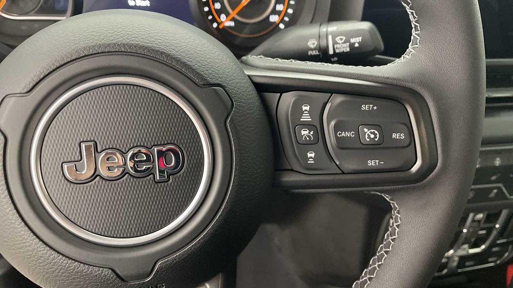 new 2025 Jeep Gladiator car, priced at $53,235