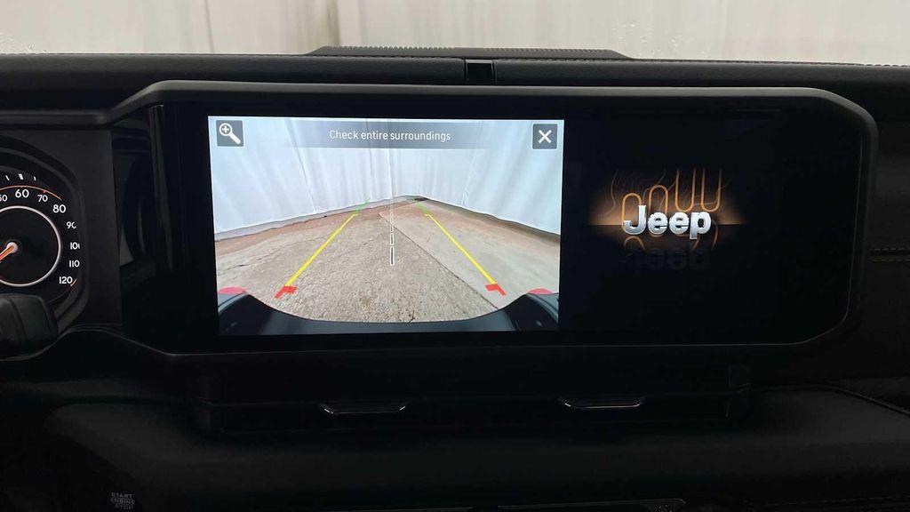 new 2025 Jeep Gladiator car, priced at $53,235