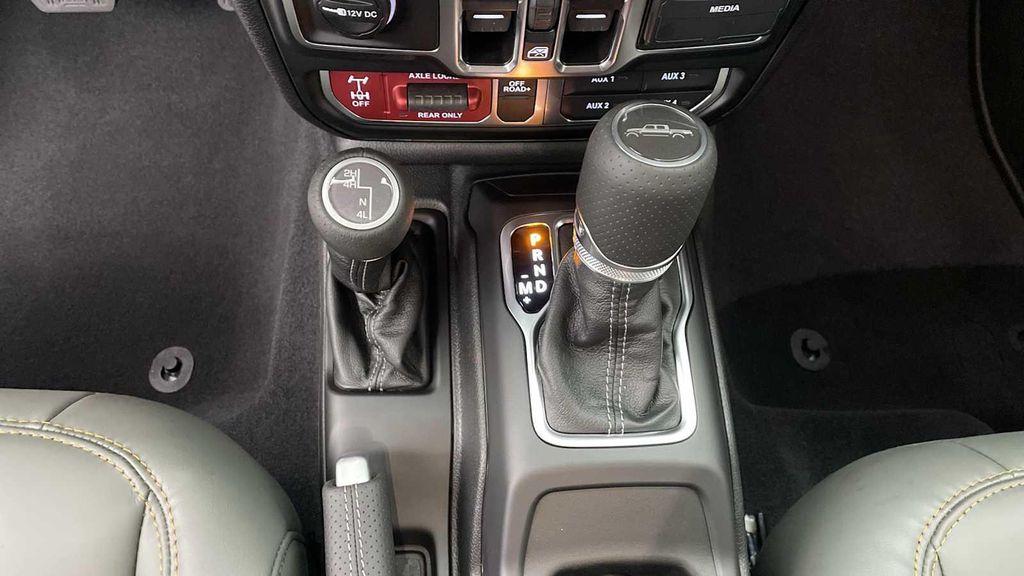 new 2025 Jeep Gladiator car, priced at $53,235