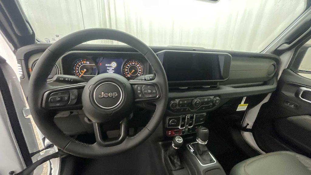 new 2025 Jeep Gladiator car, priced at $53,235