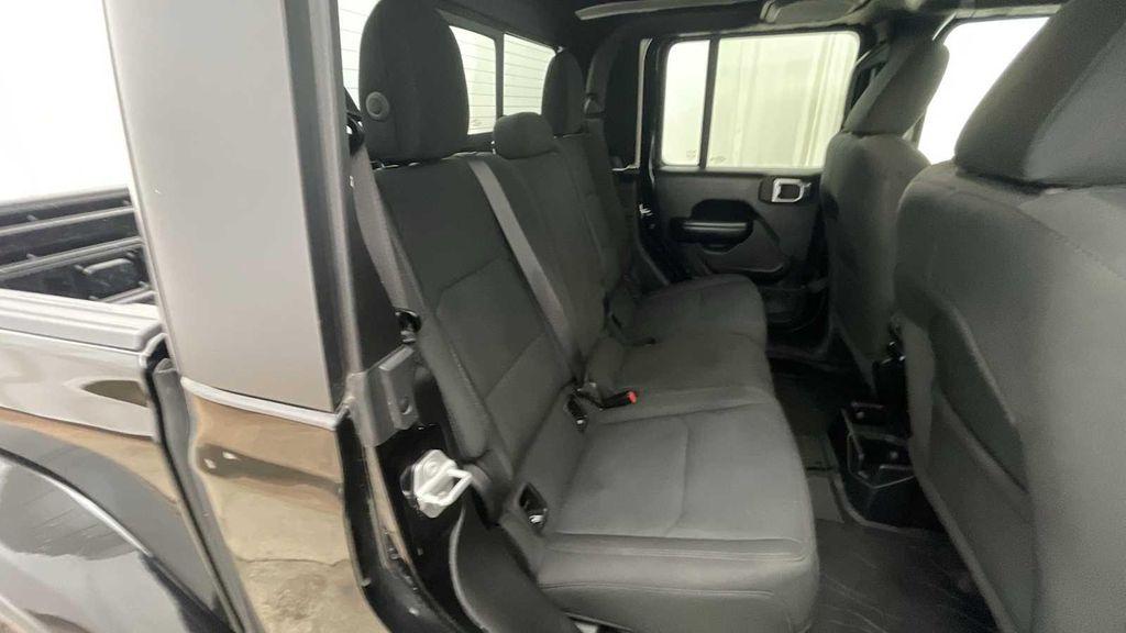 used 2021 Jeep Gladiator car, priced at $32,000