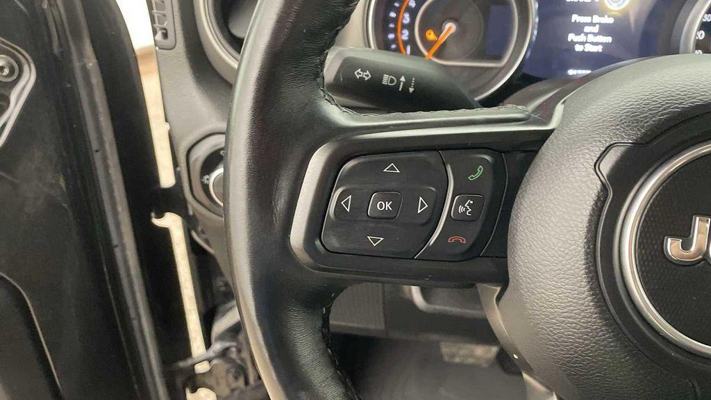 used 2021 Jeep Gladiator car, priced at $32,000