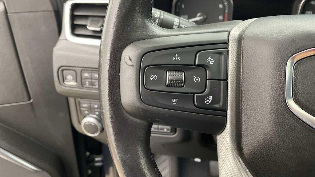 used 2021 GMC Yukon XL car, priced at $45,989