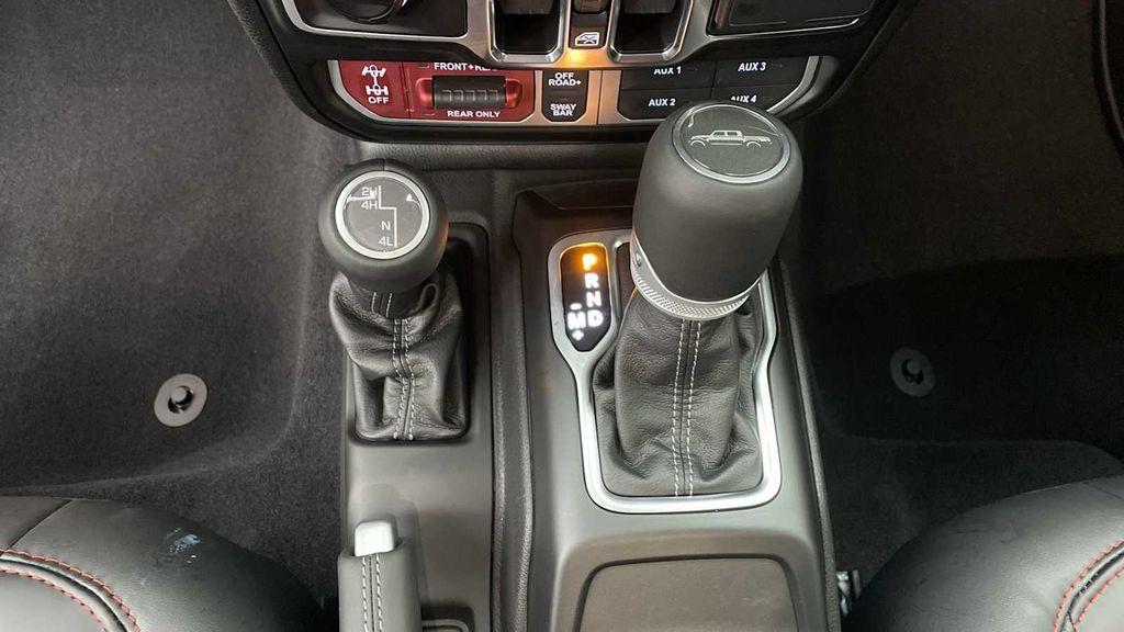 new 2025 Jeep Gladiator car, priced at $51,029