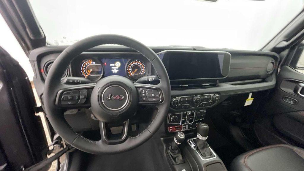 new 2025 Jeep Gladiator car, priced at $51,029