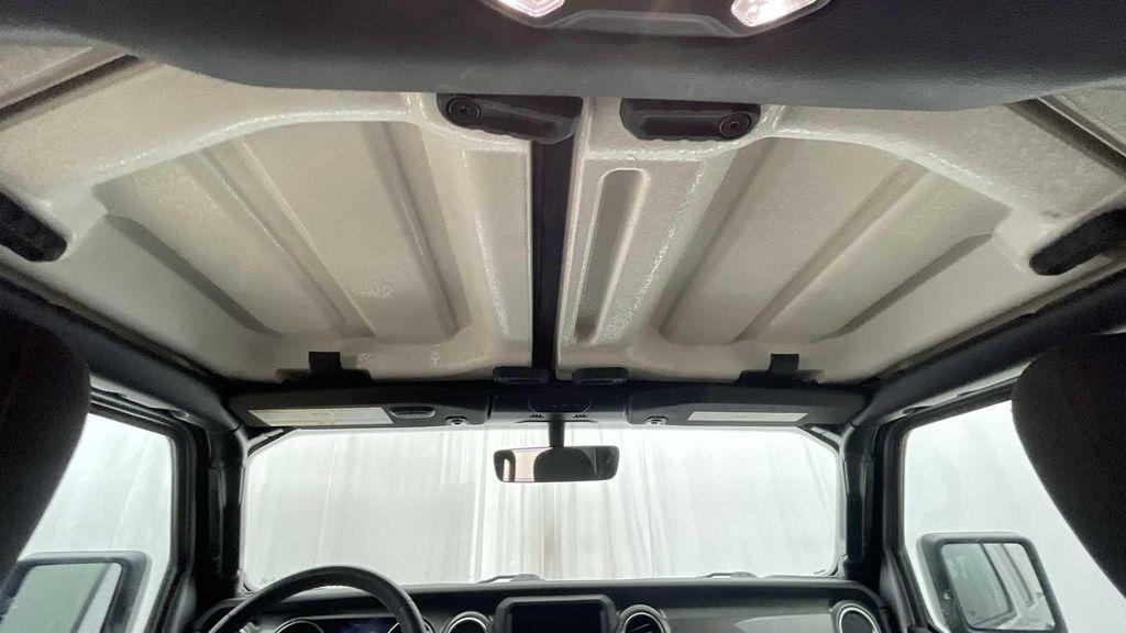 used 2023 Jeep Gladiator car, priced at $31,053