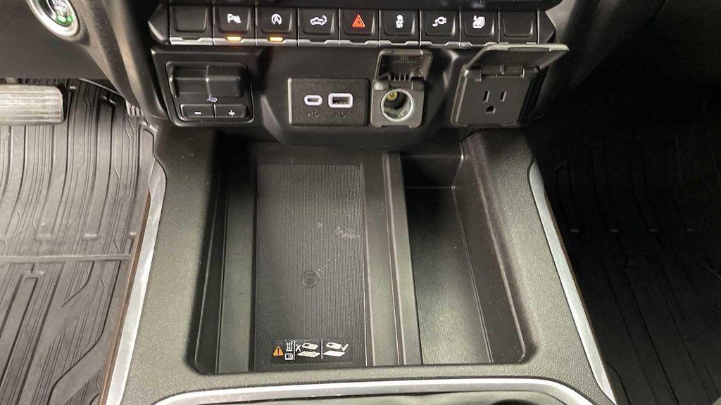 used 2019 GMC Sierra 1500 car, priced at $32,698