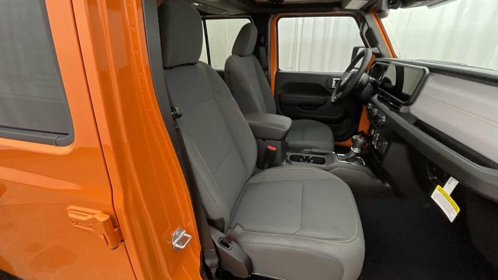 new 2025 Jeep Gladiator car, priced at $50,658