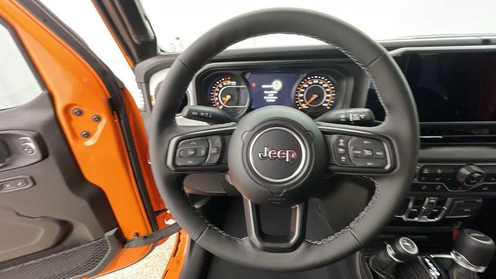 new 2025 Jeep Gladiator car, priced at $43,750