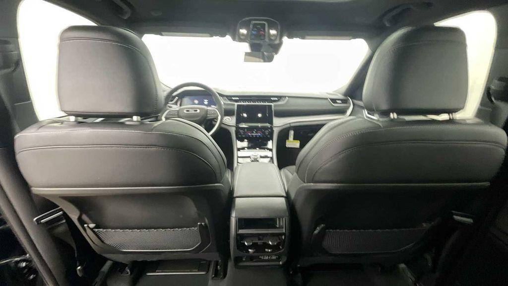 new 2025 Jeep Grand Cherokee car, priced at $44,710
