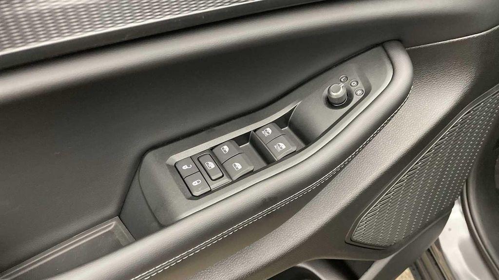 new 2025 Jeep Grand Cherokee car, priced at $44,710