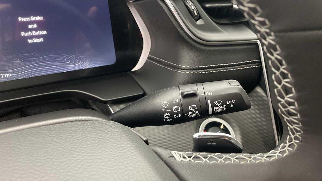 new 2025 Jeep Grand Cherokee car, priced at $44,710