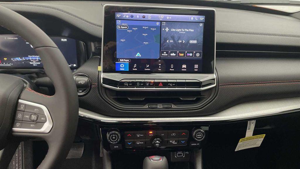 new 2026 Jeep Compass car, priced at $37,661