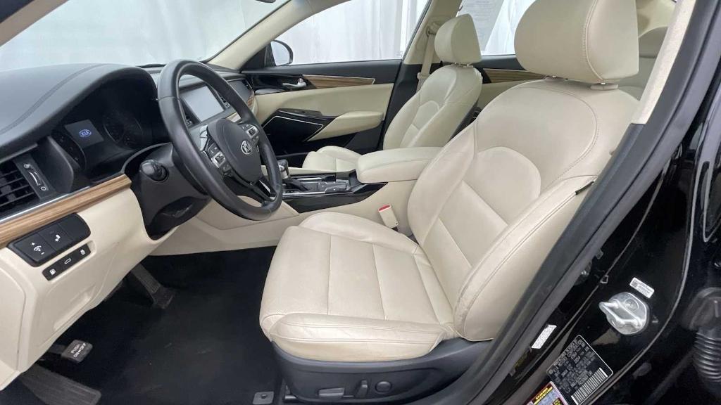 used 2018 Kia Cadenza car, priced at $17,998