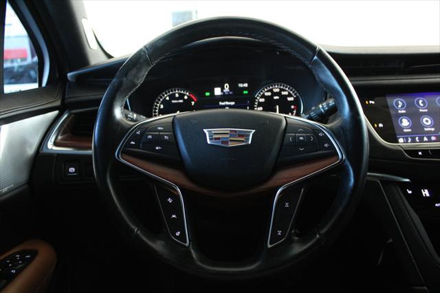 used 2023 Cadillac XT5 car, priced at $34,649