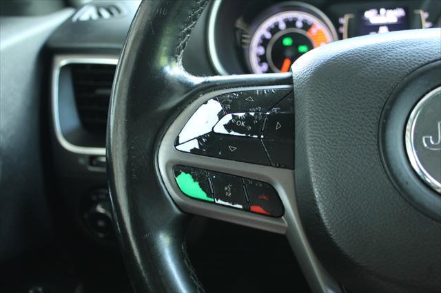 used 2019 Jeep Cherokee car, priced at $13,999
