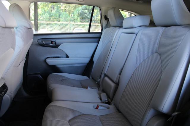 used 2023 Toyota Highlander car, priced at $31,977