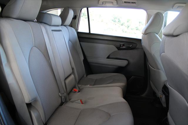 used 2023 Toyota Highlander car, priced at $31,977