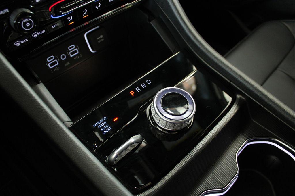 used 2024 Jeep Grand Cherokee car, priced at $36,915