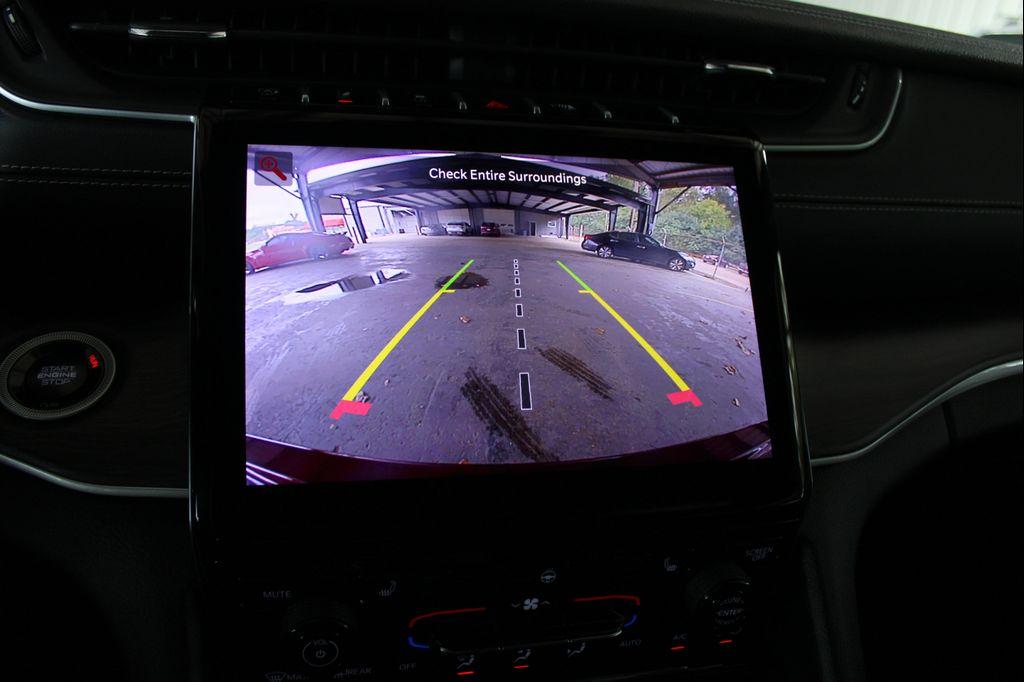 used 2024 Jeep Grand Cherokee car, priced at $36,915