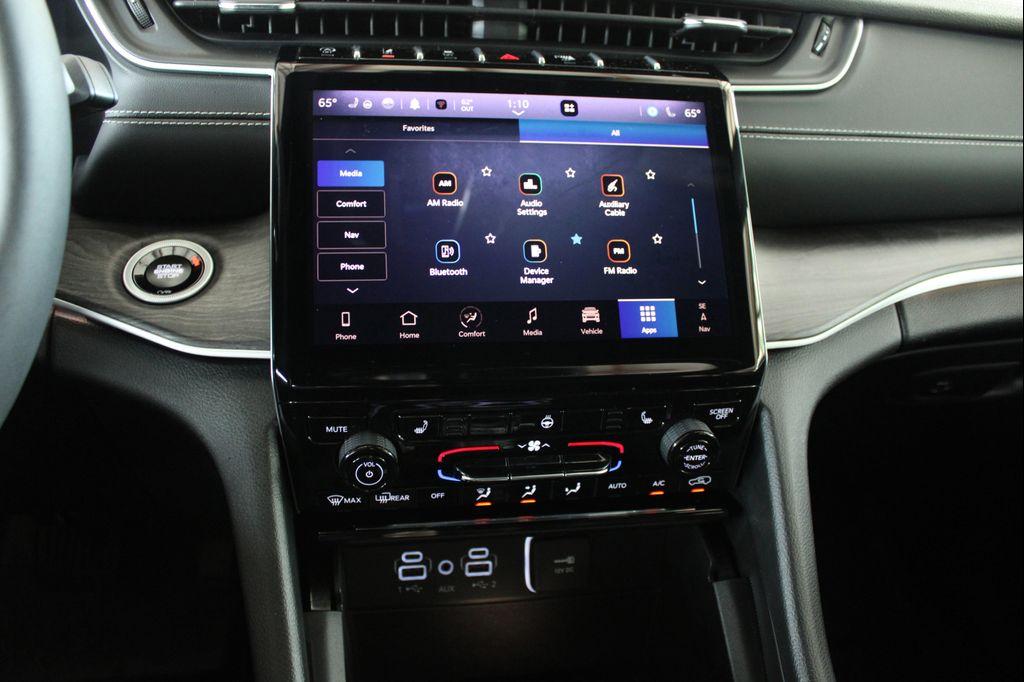 used 2024 Jeep Grand Cherokee car, priced at $36,915