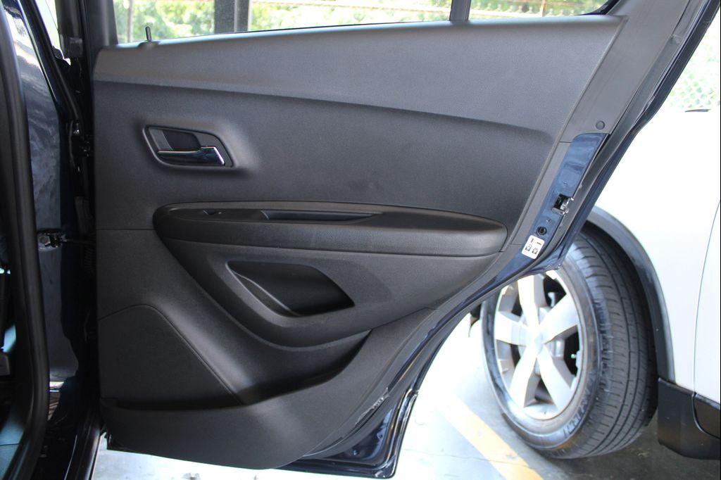 used 2022 Chevrolet Trax car, priced at $16,999