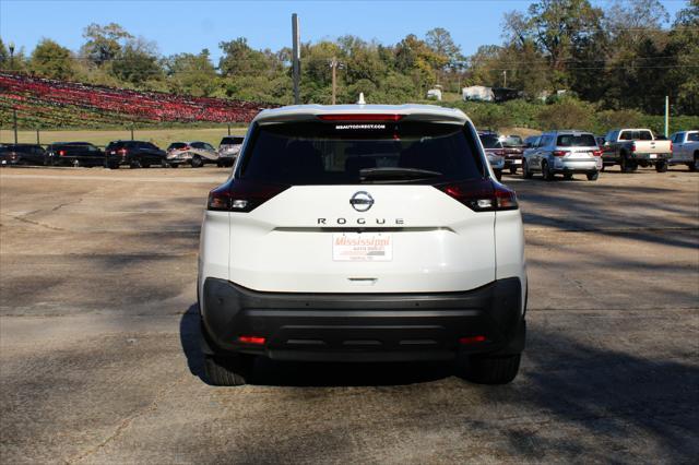 used 2021 Nissan Rogue car, priced at $15,999