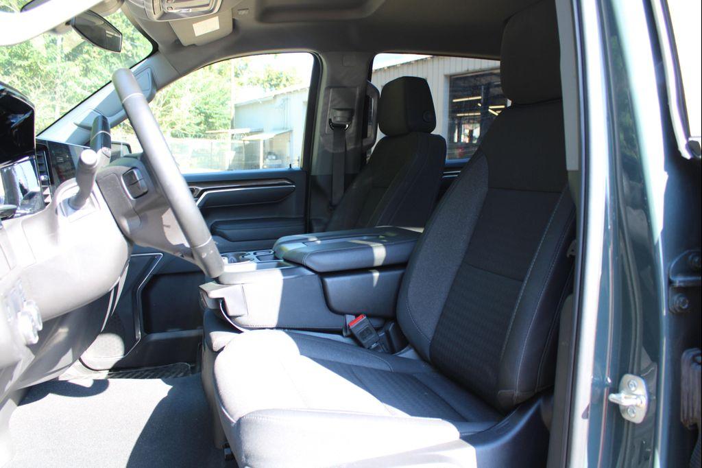 used 2025 Chevrolet Silverado 1500 car, priced at $39,999