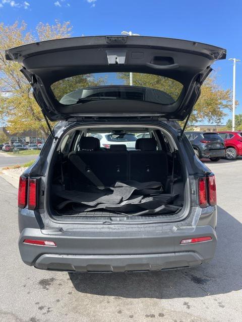 used 2022 Kia Sorento car, priced at $24,362