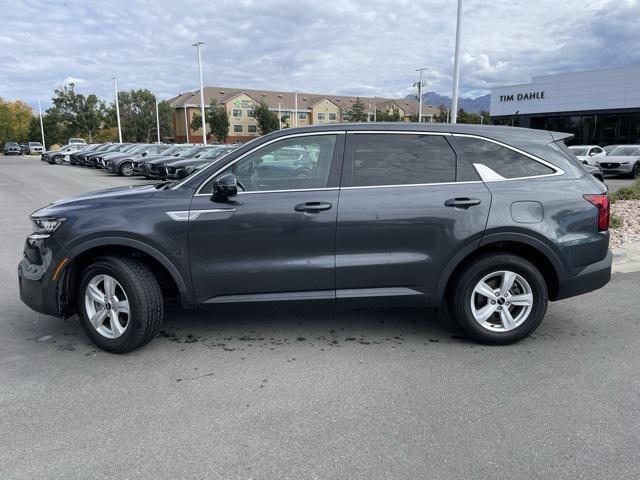 used 2022 Kia Sorento car, priced at $24,362