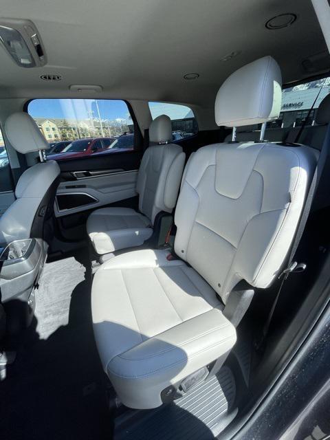 used 2023 Kia Telluride car, priced at $28,573