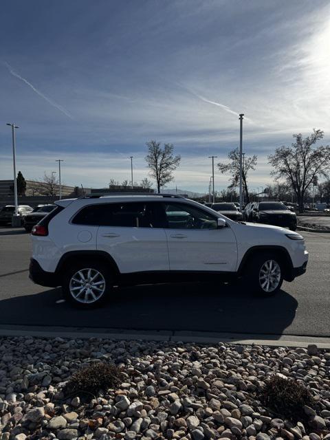 used 2016 Jeep Cherokee car, priced at $13,449