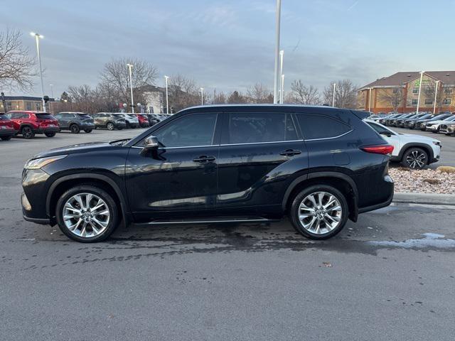 used 2020 Toyota Highlander car, priced at $28,607