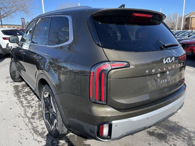 used 2024 Kia Telluride car, priced at $38,215