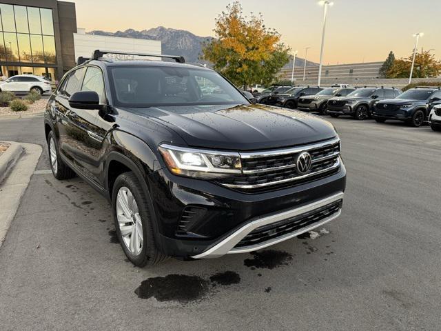 used 2021 Volkswagen Atlas Cross Sport car, priced at $28,069