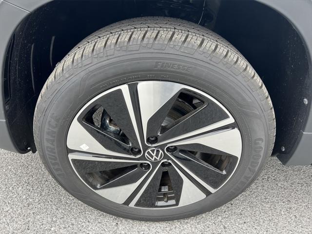 new 2025 Volkswagen Taos car, priced at $31,644