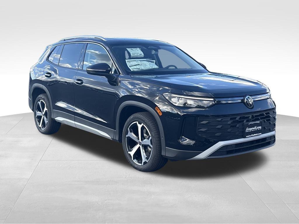 new 2026 Volkswagen Tiguan car, priced at $37,038