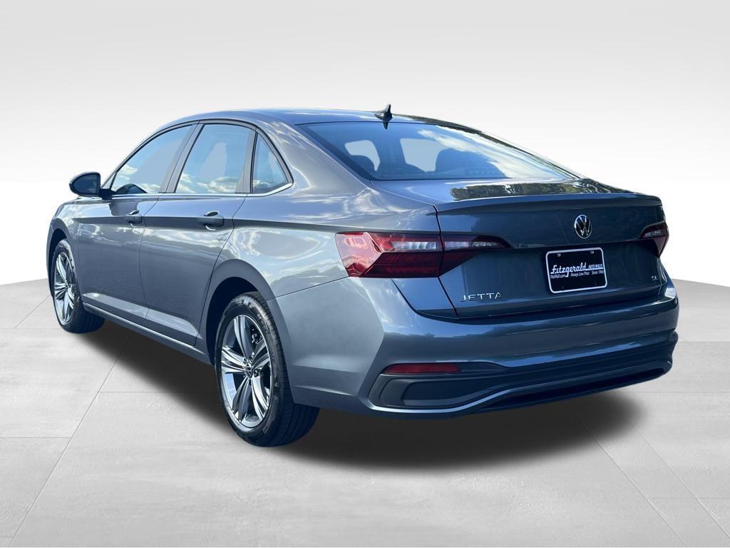 used 2024 Volkswagen Jetta car, priced at $20,595
