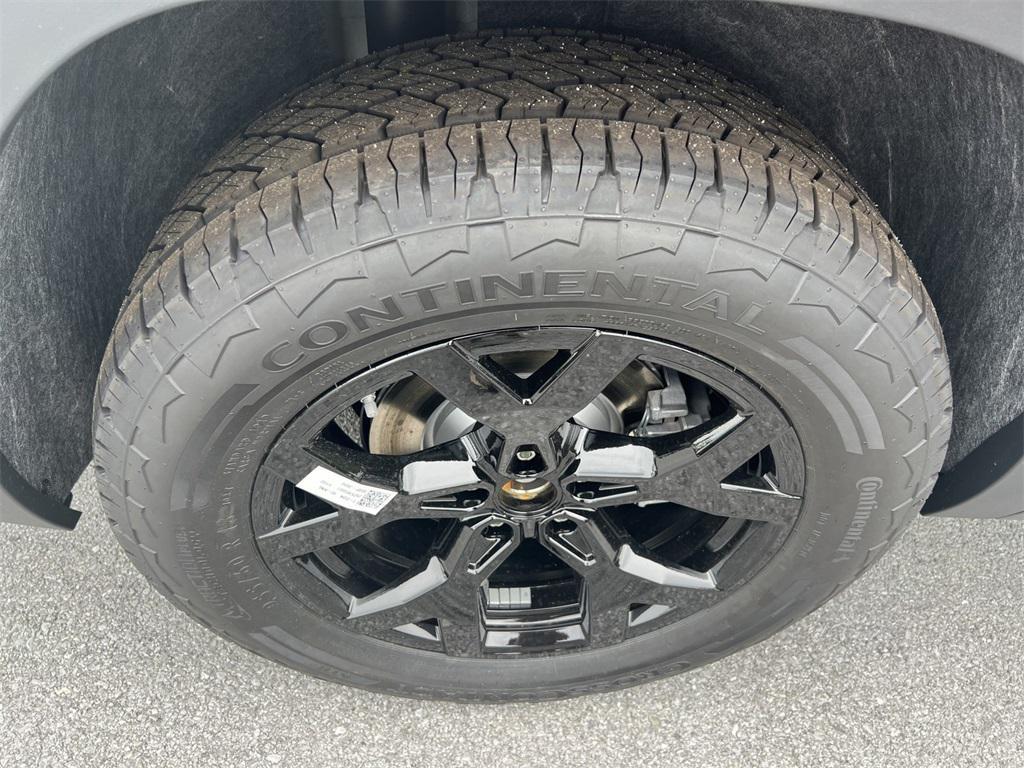 new 2025 Volkswagen Atlas car, priced at $43,579