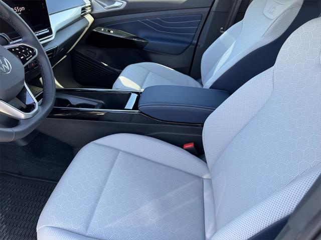 new 2025 Volkswagen ID.4 car, priced at $45,869