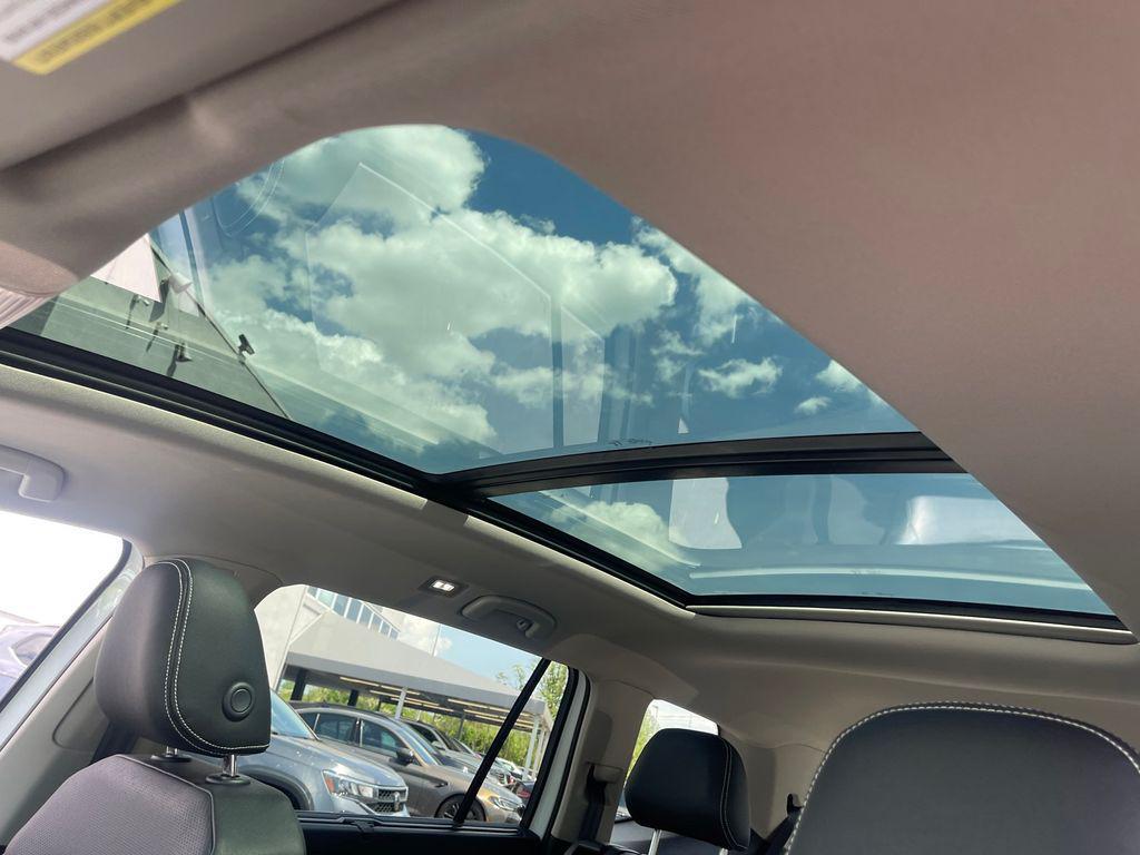 new 2025 Volkswagen Atlas car, priced at $42,766