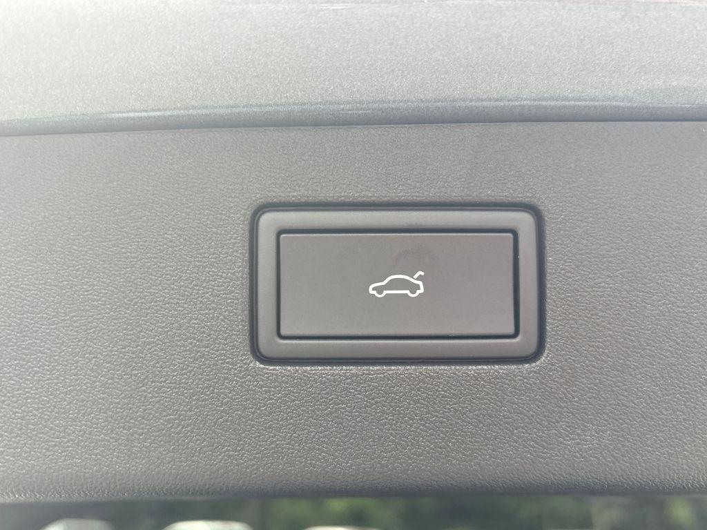 new 2025 Volkswagen Tiguan car, priced at $36,973