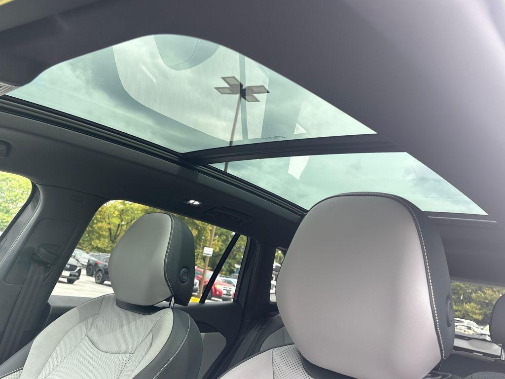 new 2025 Volkswagen Tiguan car, priced at $36,973