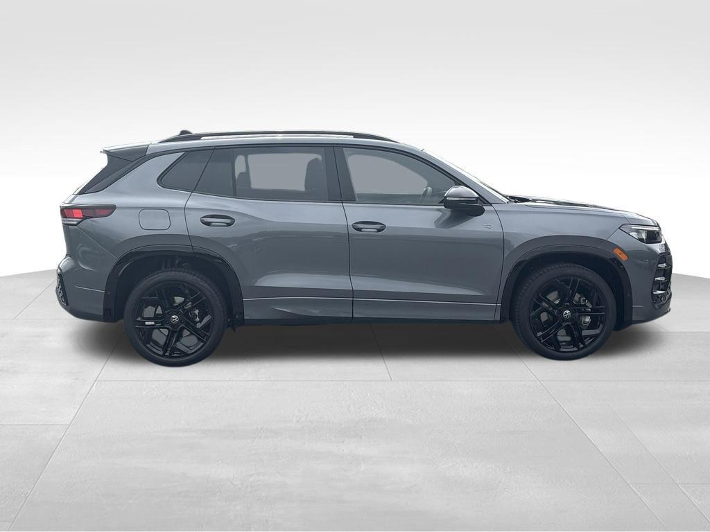 new 2025 Volkswagen Tiguan car, priced at $36,973